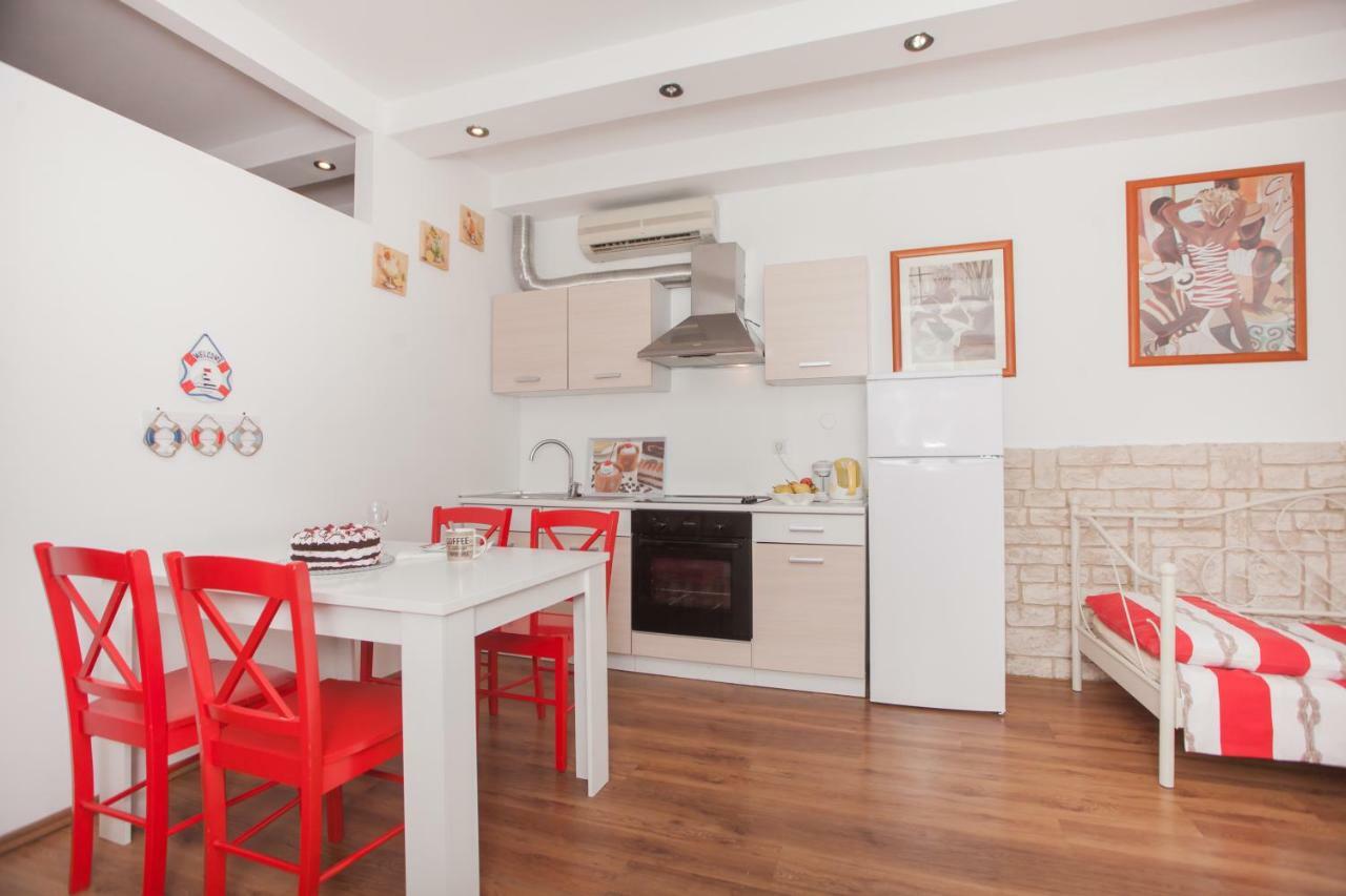 Apartments Marina Šibenik Екстериор снимка